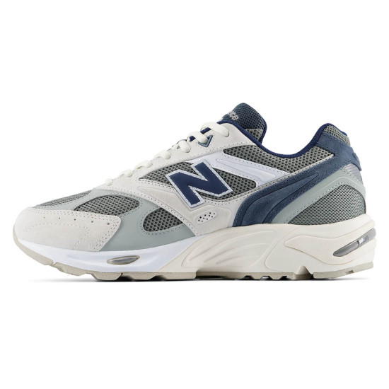 New Balance 880R